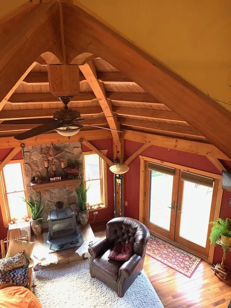 RUSTIC yet ELEGANT!  TALL TIMBERS LODGE in the Thousand Islands - Image 1