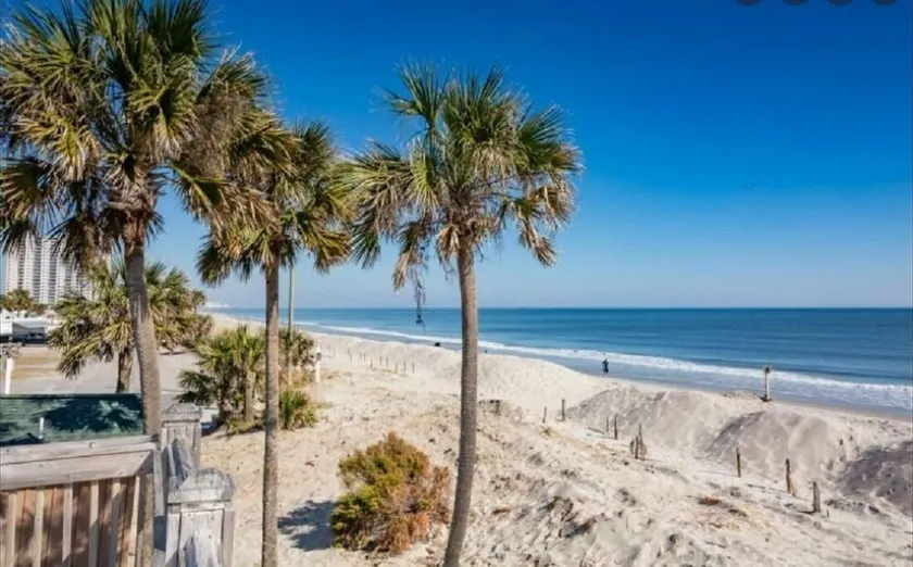 Ocean Lakes Pelican Pointe, Beautiful Ocean & Lake Front cozy cottage. - Image 1