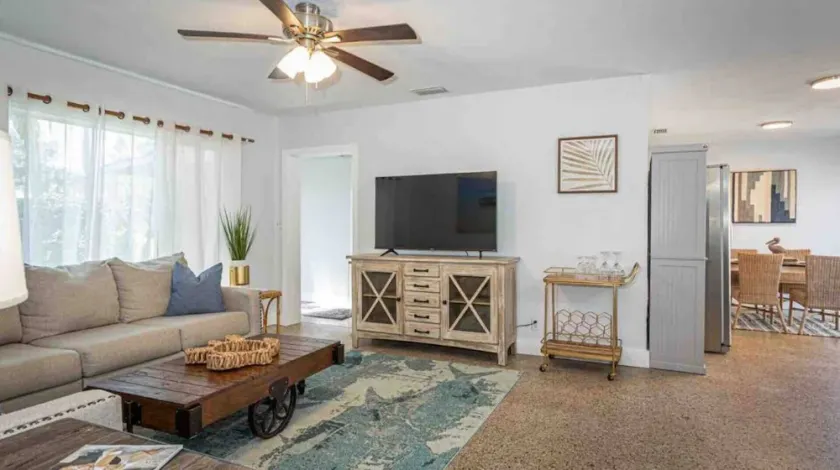 Laguna Retreat – Hot Tub, Fire Pit, & Game Room Fun! - Image 1