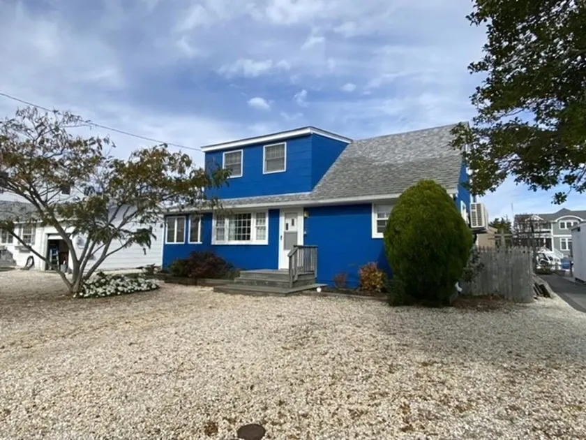 5 bedroom accommodation in High Bar Harbor - Image 1