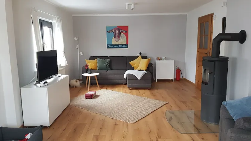 Cozy house with oven and fenced terrace (dogs are welcome) - Image 1