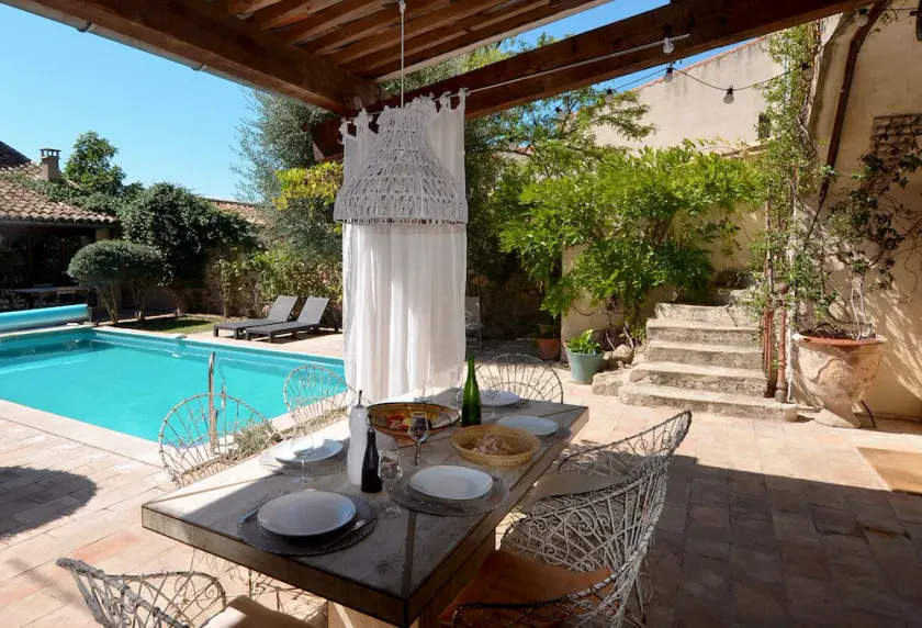 Large village house with heated pool, air con near Pezenas and beaches Languedoc - Image 1
