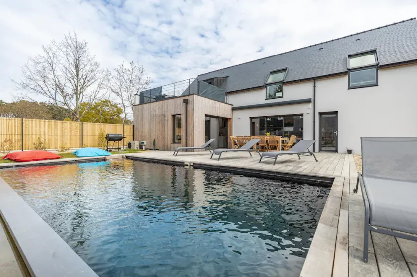 Maison Bord de Mer, Piscine Naturelle Chauffée, spa - Image 1