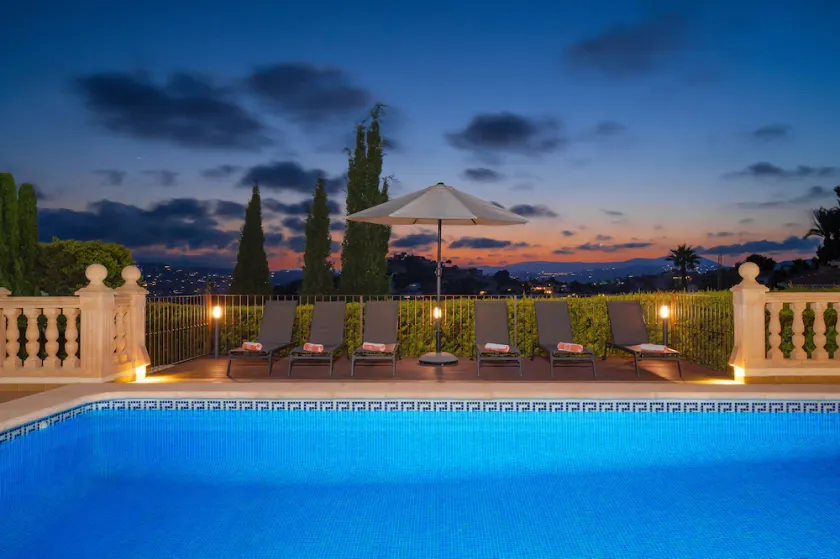 Stor Luksus Familie Villa, Moraira, El Portet, Gratis WiFi, A / C - Image 1