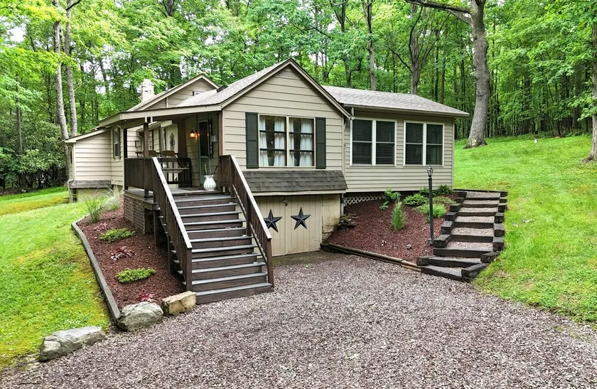 Turning Leaf Lodge - Mysig stuga med bubbelpool / spa i Ohiopyle. - Image 1