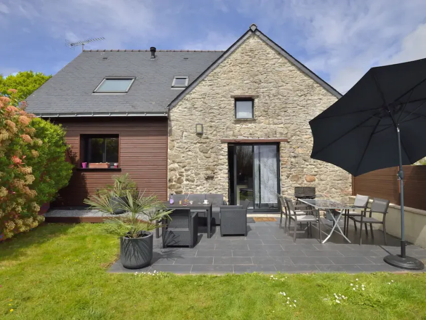 Holiday Home Le Graffi'Ty - BEE300 - Image 1