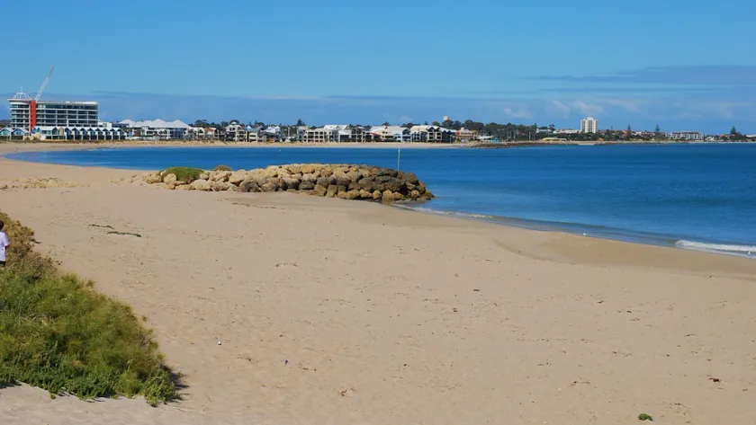 Cottage by the Sea Mandurah, Comfortable, Family, Doggy Friendly, Location plus. - Image 1