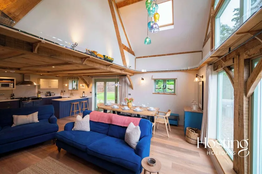 Foxglove Barn - Rurally located 3 bed equestrian paradise - Image 1