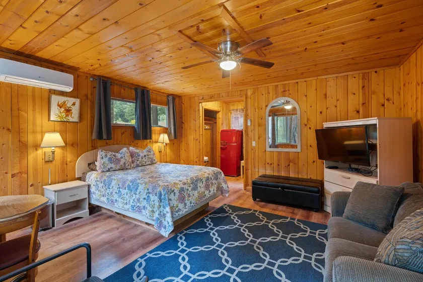 Armin - room Masoods Lodge - Image 1