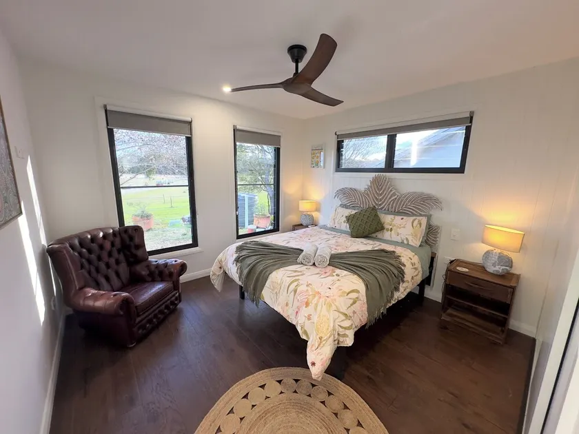 Riverfront Farm Retreat with Modern Comforts at The Hatch Farm, Port Macquarie - Image 1