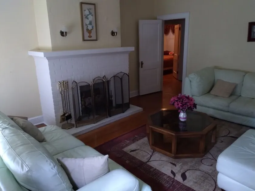 Elegant home away from home for the entire family! Whole home! - Image 1