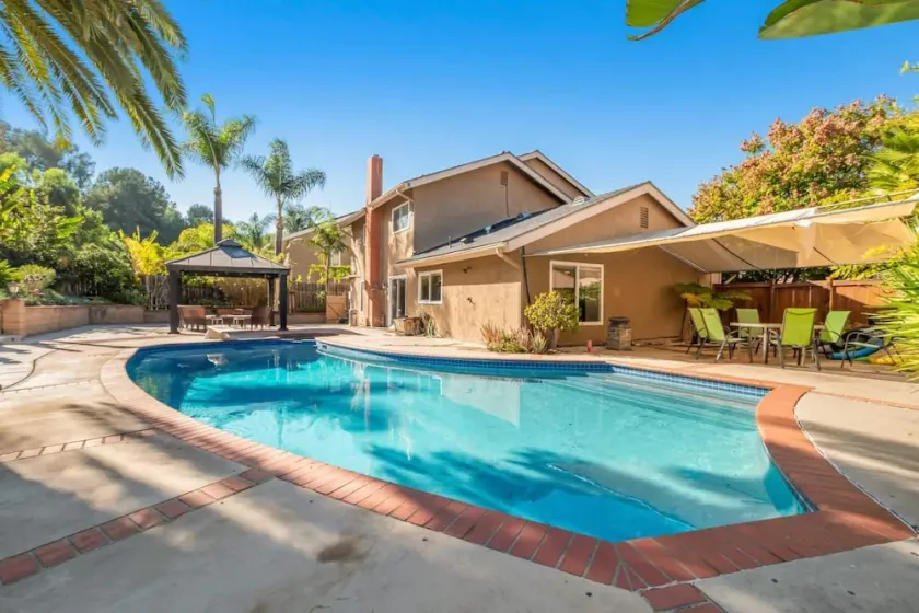 ☀5 beds Fully Remodeled Villa ♨Heated Pool/Jacuzzi☀ - Image 1