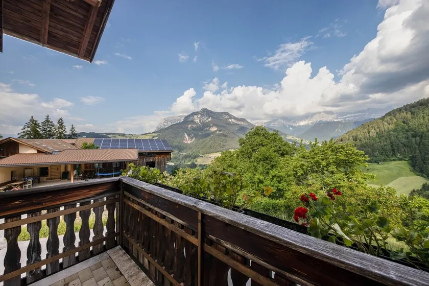 Apartamento de férias \"Grödnerhof - Heidi\" Vista para a montanha, Wi-Fi, jardim e varanda - Image 1