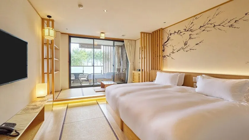 Standard JapaneseWestern room  No view of Mt Fuji  Room only / Minamitsuru-gun Yamanashi - Image 1