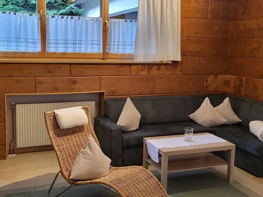 Aparthotel Bergkristall - Image 1
