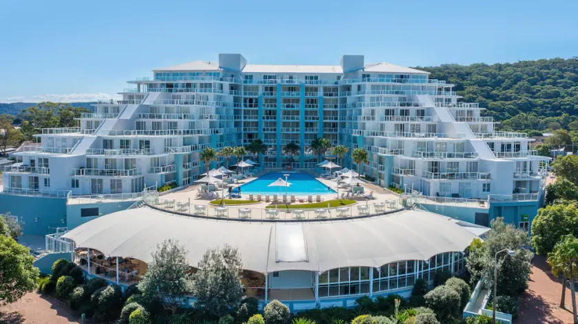 Mantra Ettalong Beach - Image 1