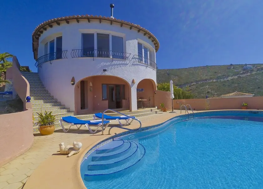 Linda Vista - Golden Valley - Image 1