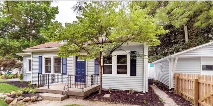 2 bedroom near Broadripple. 15 minutes from Downtown - Image 1