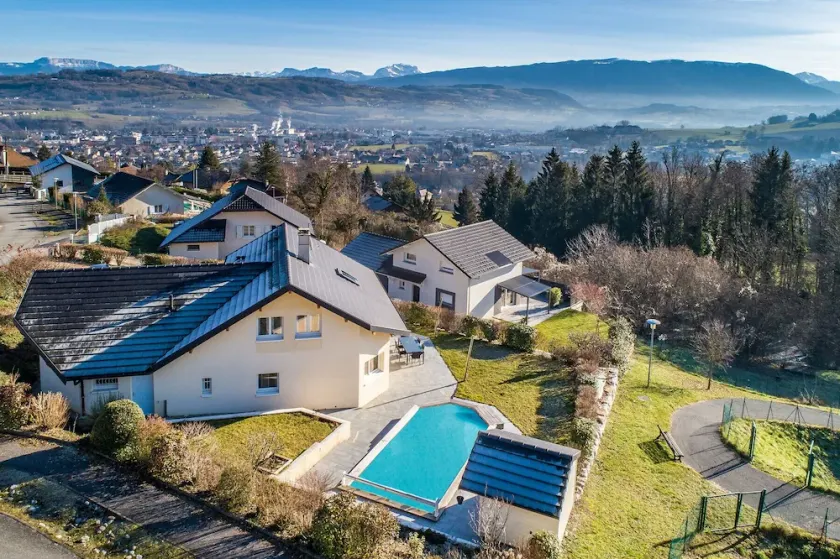 Modernes Haus mit Pool zwischen dem See von Annecy und Aix les Bains - Image 1
