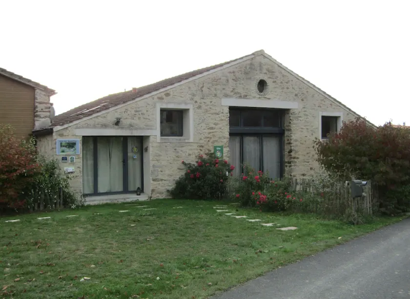 Vendée - Between sea and countryside - Gite La Grange - Heated covered swimming pool - Image 1