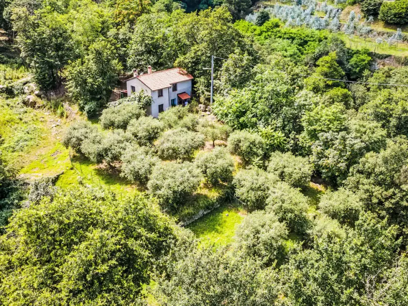 Ferienhaus 'Del Fiume' mit Bergblick und Privatem Garten - Image 1