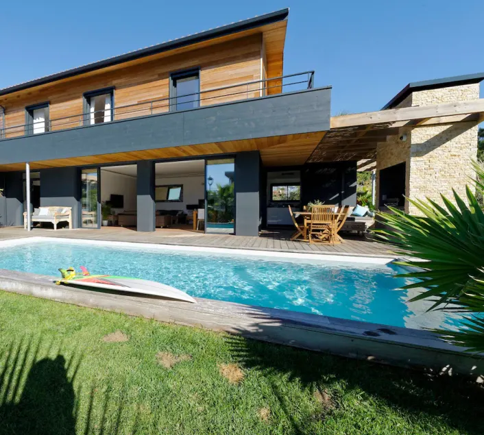 Ny 5 * Villa med opvarmet pool. Strand gåtur - Image 1