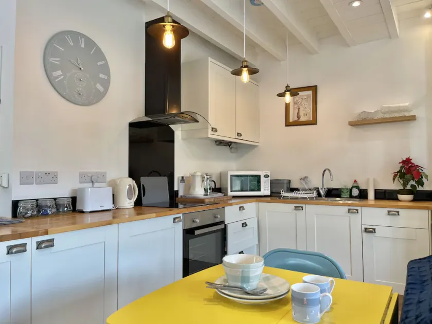 Sea Rose Cottage - Image 1