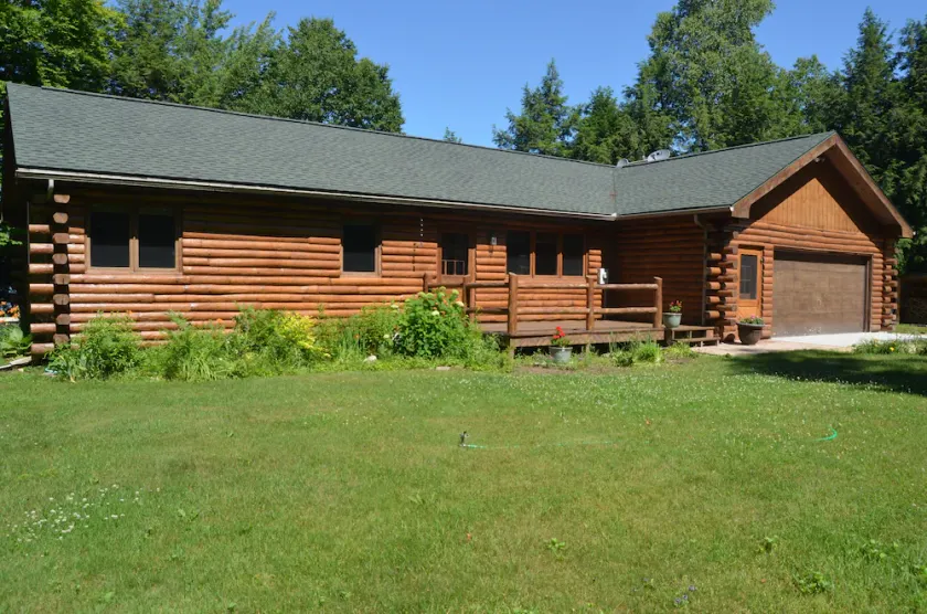 Sunset Beach - Log Home on Beautiful Indian Lake - Image 1
