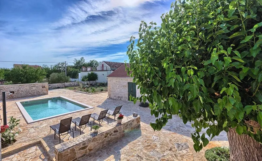 Holiday House Oliva - with a private pool and 10 min to the beach by MyWaycation - Image 1
