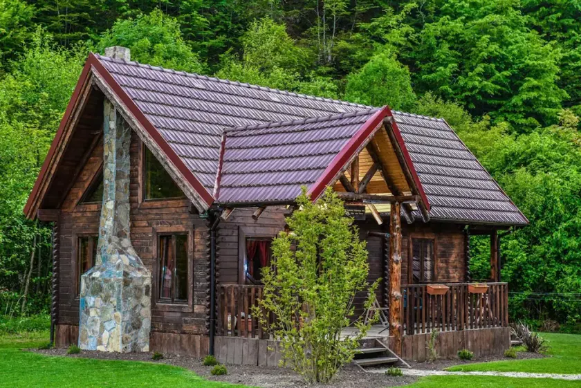 Cozy Cabin in Carpathian Mountains - Image 1