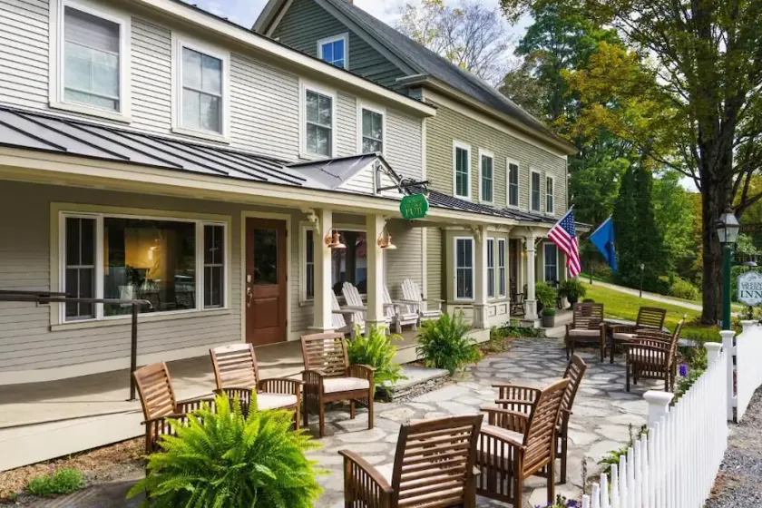 Green Trails Inn - Image 1