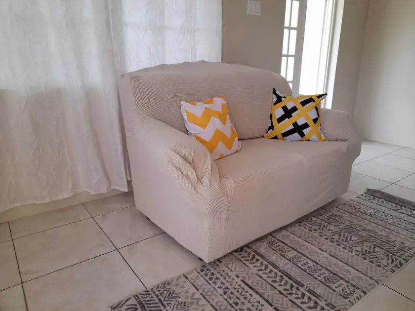Relax in the hills of St. Ann - 20 minutes from the beach! - Image 1