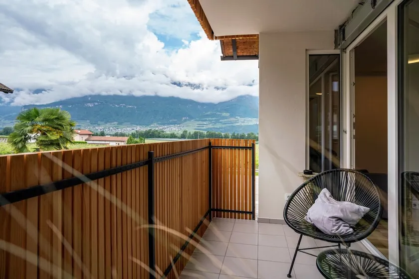 Ferienwohnung '2' mit Bergblick, WLAN und Klimaanlage - Image 1