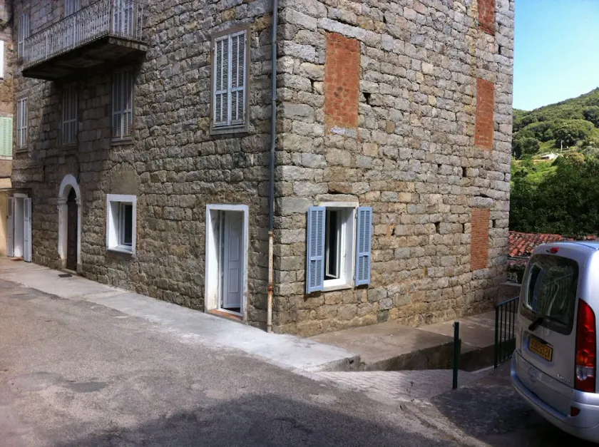 Village Apartment - Image 1
