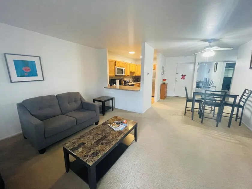 Modern 1BR Near Moss Rehab Monthly Deal - Image 1