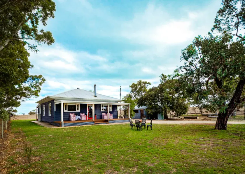 Rabbiters Hut Adelaide Hills - Image 1