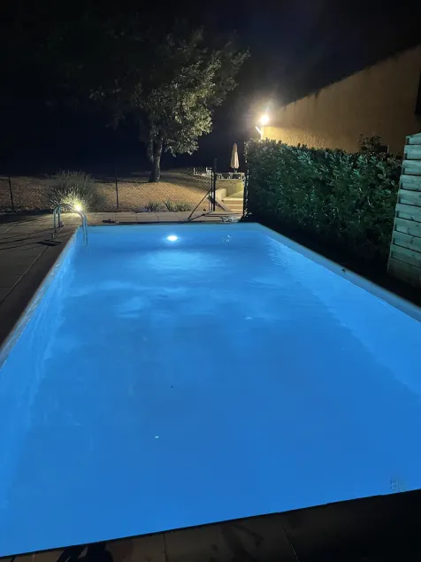 Piacevole villa di famiglia in un luogo dal carattere incomparabile - Image 1