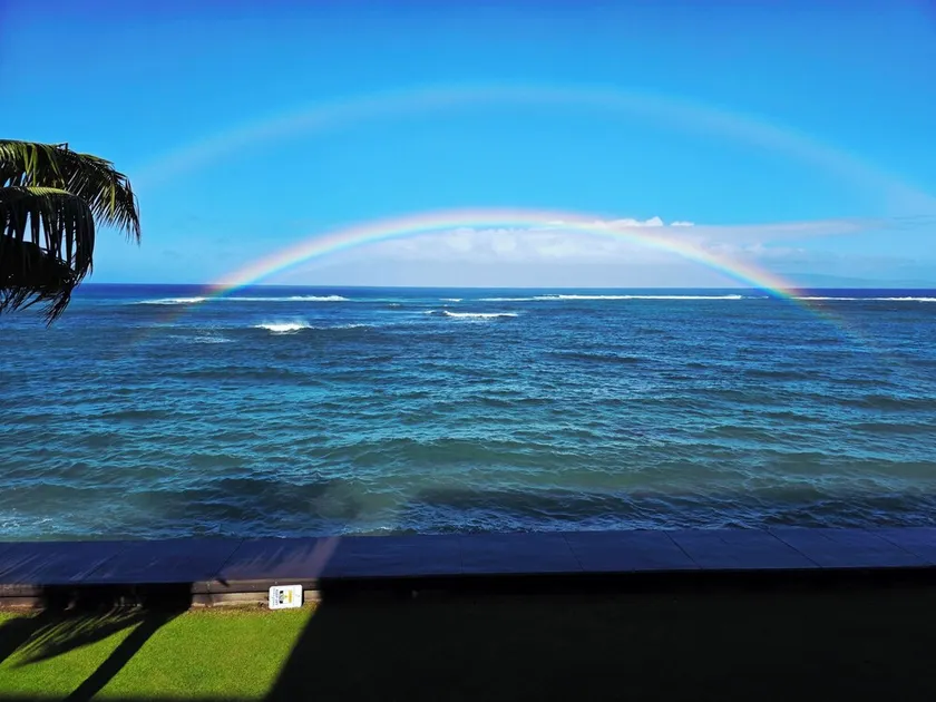 Oceanfront Kahana Reef 217 Unbeatable Views and Comfort! - Image 1