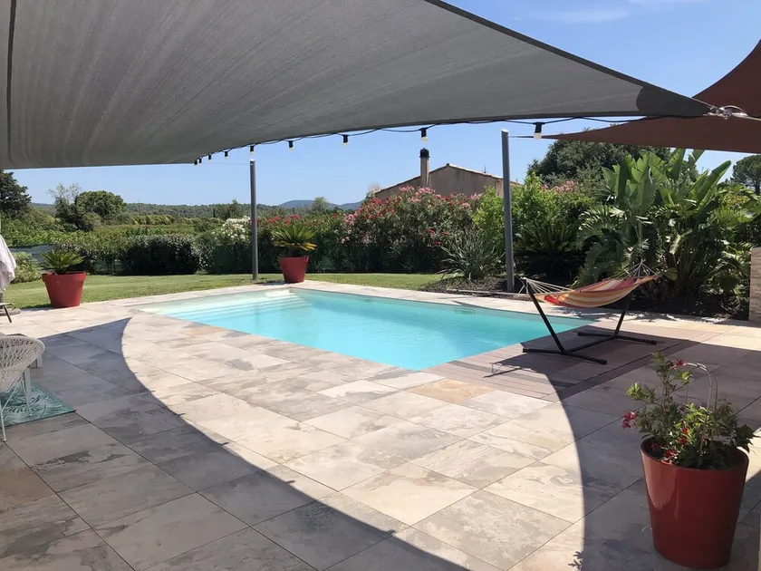 Villa con vista sulla collina tra Hyeres e St Tropez - Image 1