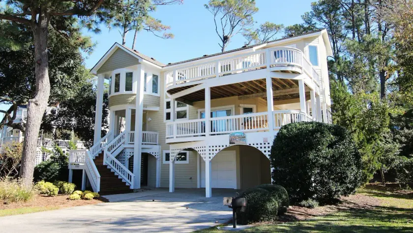 Soundside, Community Amenities, Sun Decks, 327, Footprints by the Sound - Image 1