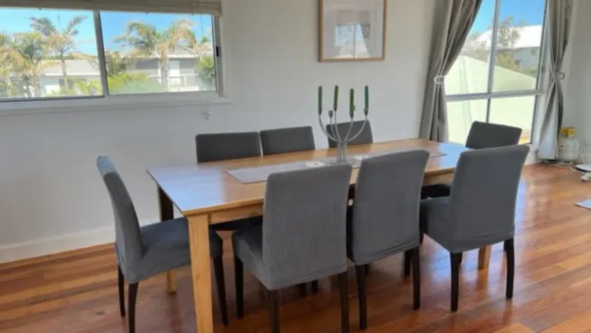 Sinclair Surfside Stay - Image 1