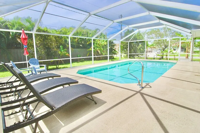 Ny notering! Smukke, rummelige Port St Lucie Home med pool nær Jensen Beach & Hutchinson Island - Image 1