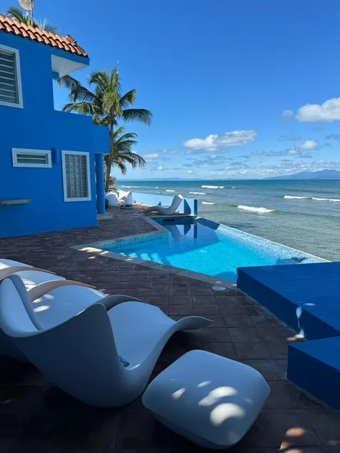 Villa Chavaniac - Spectacular Oceanfront Property - Image 1