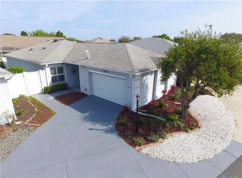 The Villages Fl. Villa Courtyard “Relax Villa\" Rest, Fun, Golf, 100 Rec.centers. - Image 1