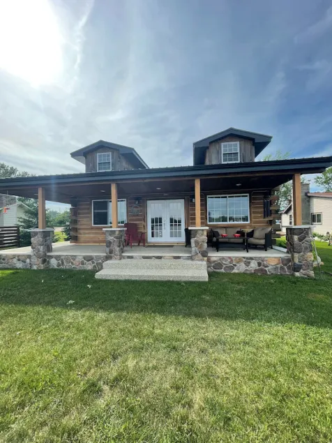 Big Lake Bungalow - Private Beach w/ Boat launch access - Image 1