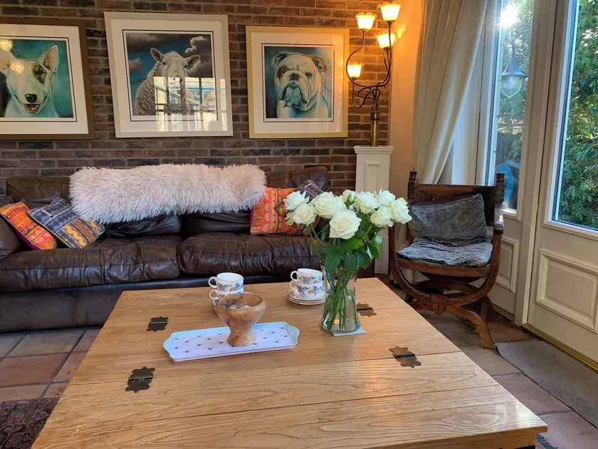 Stylish self catering up to four people in Kings Park central Stirling - Image 1