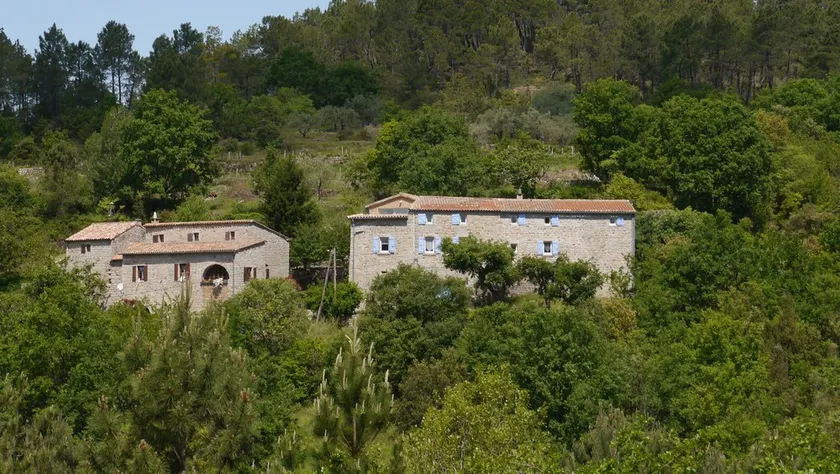 Gîte clim garage, Les Vans Ardèche, large panoramic terrace, gorges Ardèche - Image 1