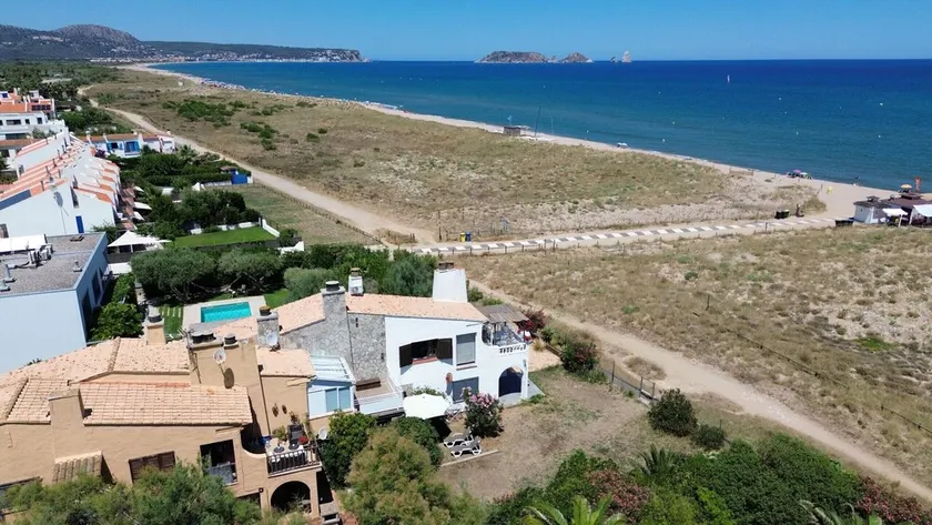 Llevant - am Strand, Klima, und mit Deutsche TV - Image 1