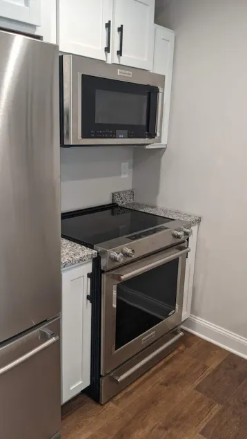 3 Bedroom 2.5 Bath Townhouse - Image 1