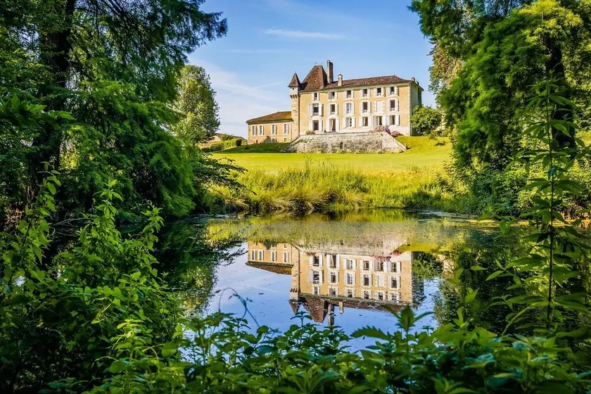 Chateau Tessyiere - Nine Bedroom Castle, Sleeps 18 - Image 1